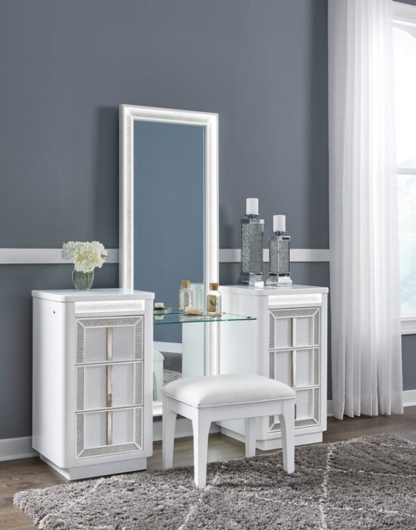 B822 - Vanity w/Stool (LED Lights)