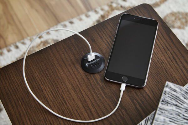 T208-217 - End Table (USB-A / USB-C Ports)