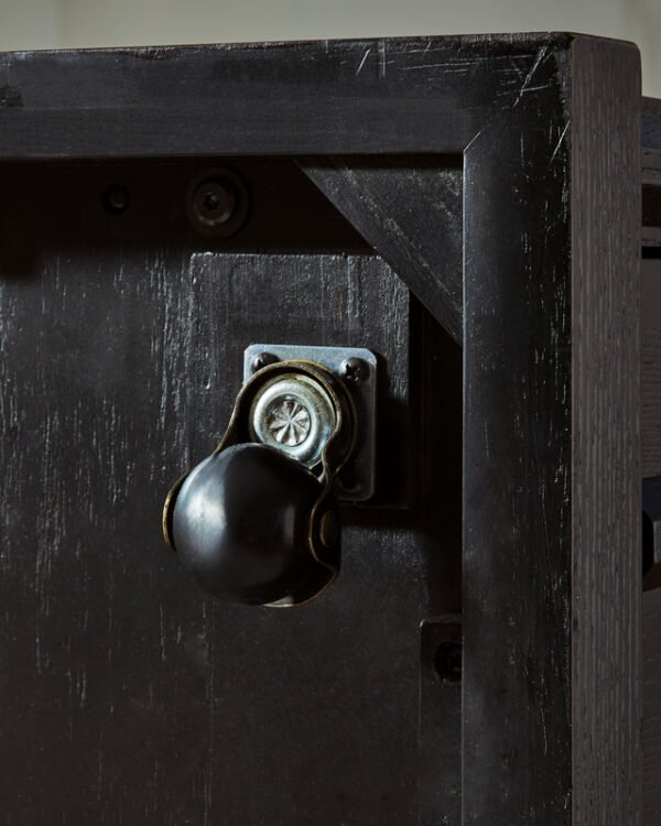 t721-00-caster-detail_orig T721-00 - Lift Top Cocktail Table